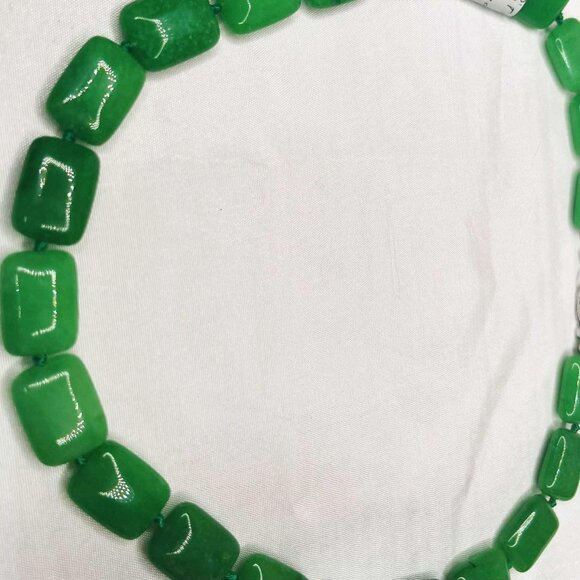 Vintage Green Aventurine Necklace – Classic Style, 1980s–1990s - Picture 5 of 10